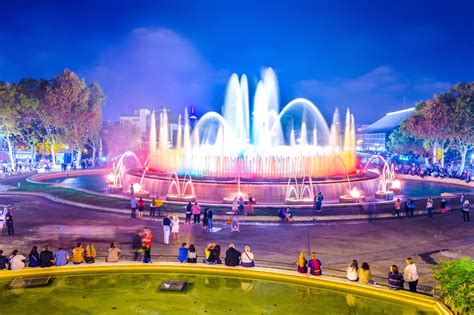 barcelona magic fountain show times 2023